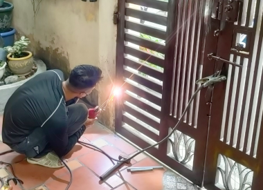 SỬA CỬA SẮT QUẬN 7